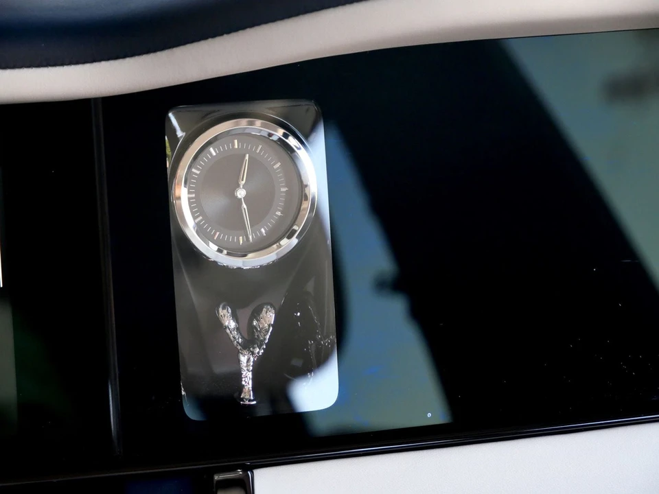 2027 Rolls-Royce Cullinan - Image 14 of 31