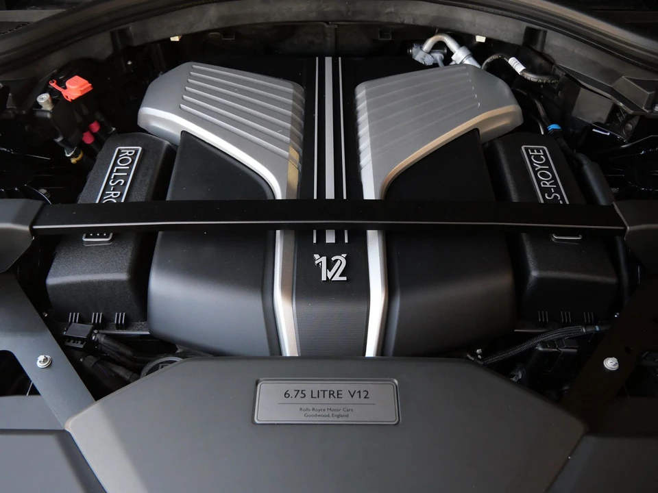 2027 Rolls-Royce Cullinan - Image 31 of 31