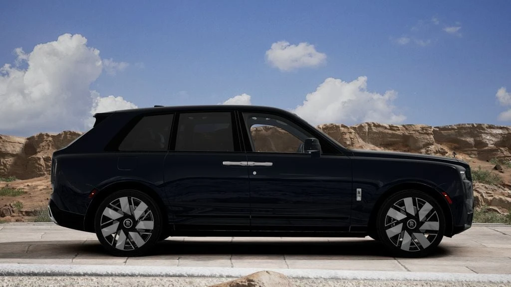 2027 Rolls-Royce Cullinan - Image 2 of 8
