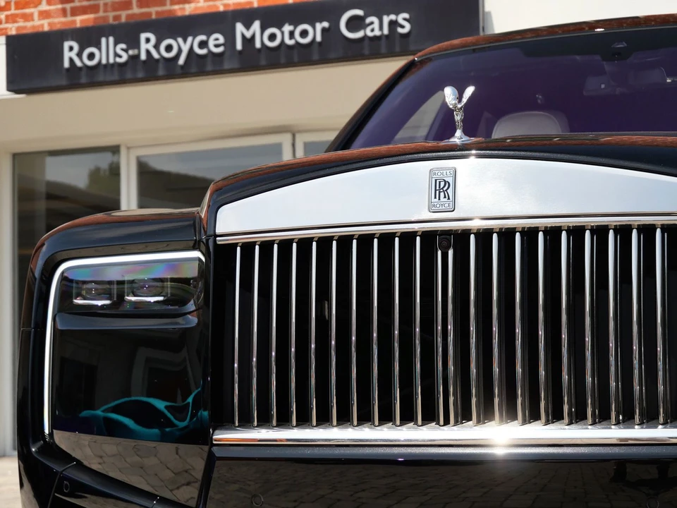 2027 Rolls-Royce Cullinan - Image 7 of 31