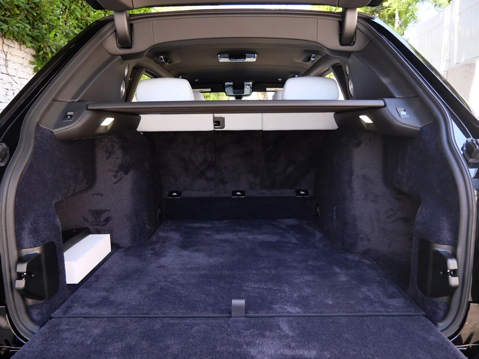 2027 Rolls-Royce Cullinan - Image 30 of 31