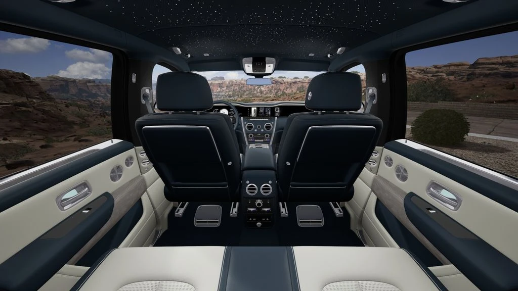 2027 Rolls-Royce Cullinan - Image 7 of 8