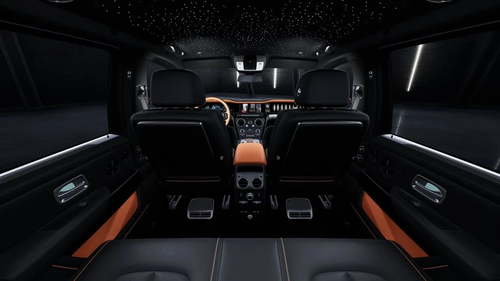 2027 Rolls-Royce Cullinan - Image 7 of 8