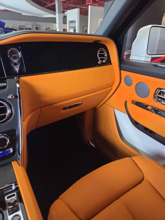 2027 Rolls-Royce Cullinan - Image 10 of 11