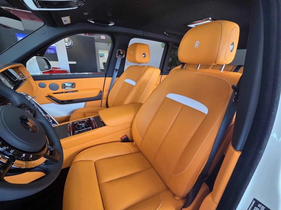 2027 Rolls-Royce Cullinan - Image 5 of 11