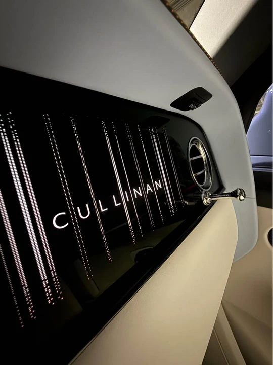 2027 Rolls-Royce Cullinan - Image 13 of 20