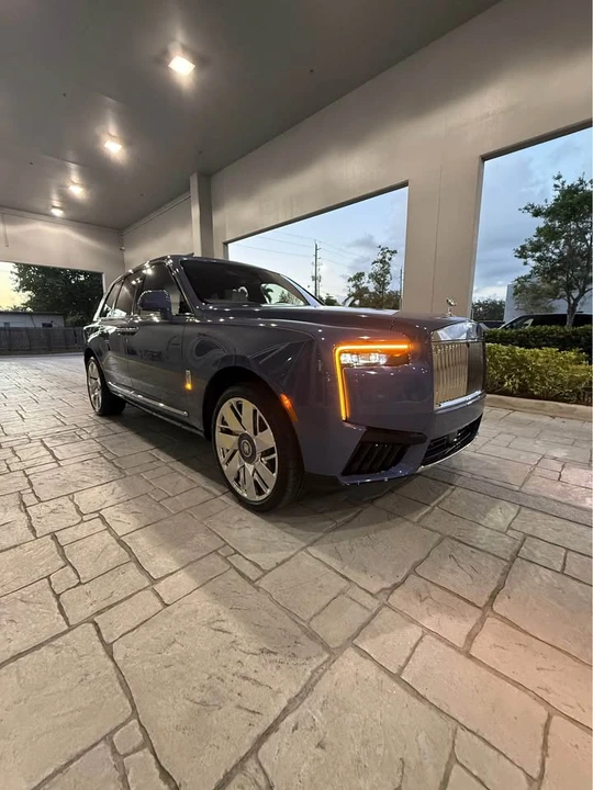 2027 Rolls-Royce Cullinan - Image 3 of 20