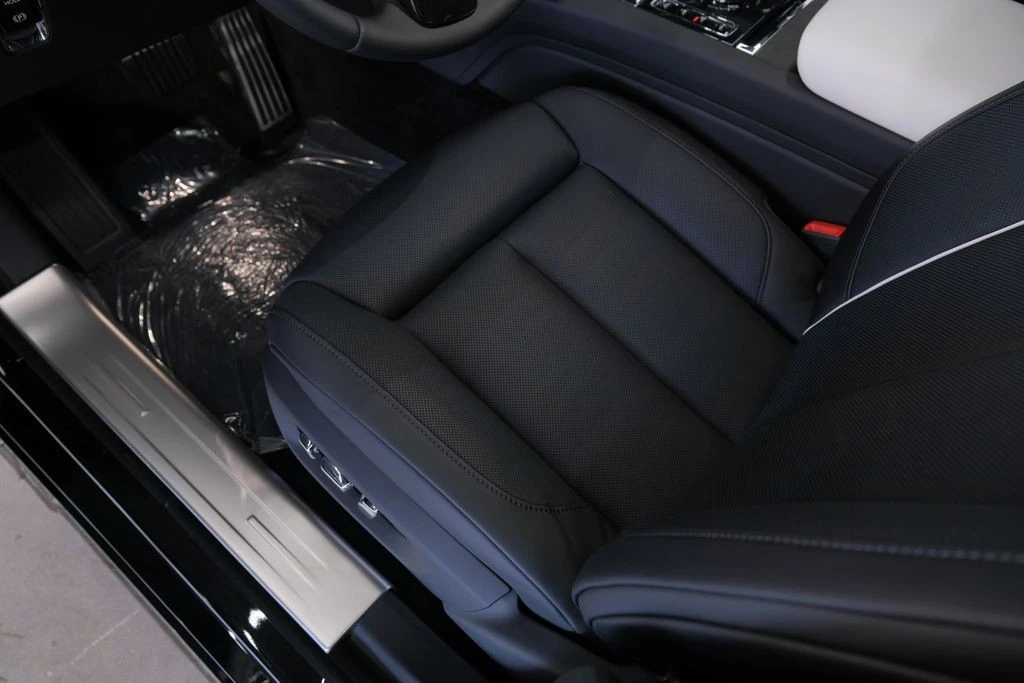 2027 Rolls-Royce Ghost 2nd Gen - Image 12 of 31