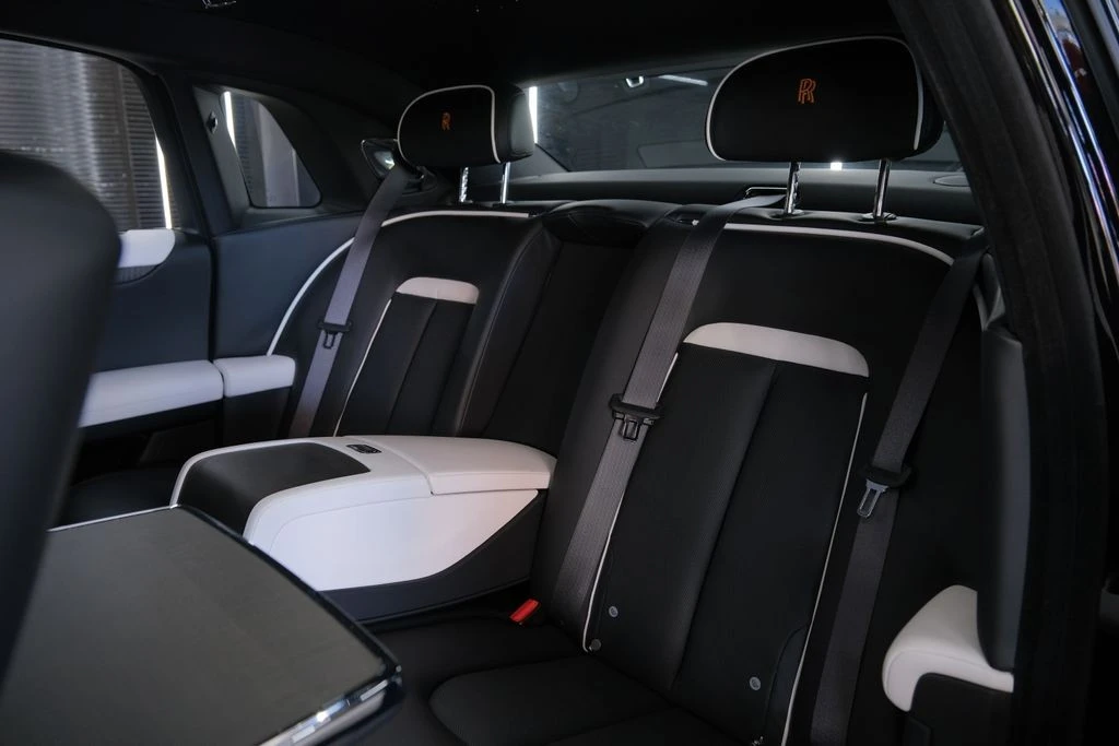 2027 Rolls-Royce Ghost 2nd Gen - Image 15 of 31