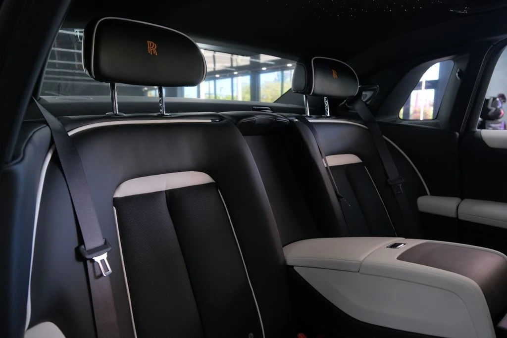 2027 Rolls-Royce Ghost 2nd Gen - Image 21 of 31