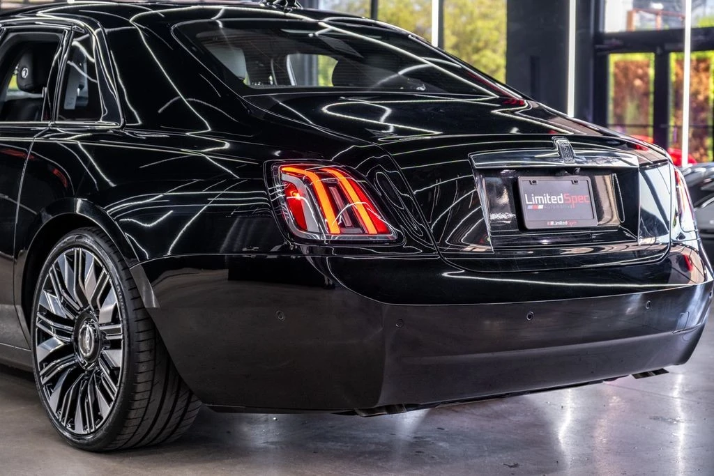 2027 Rolls-Royce Ghost 2nd Gen - Image 30 of 31