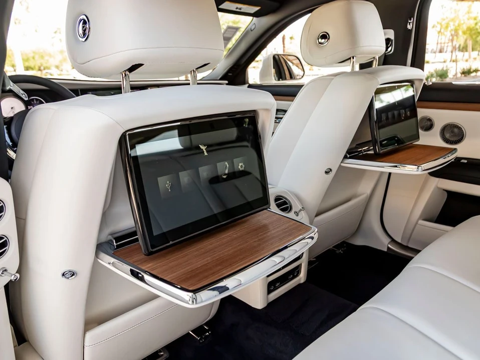 2027 Rolls-Royce Ghost 2nd Gen - Image 23 of 31
