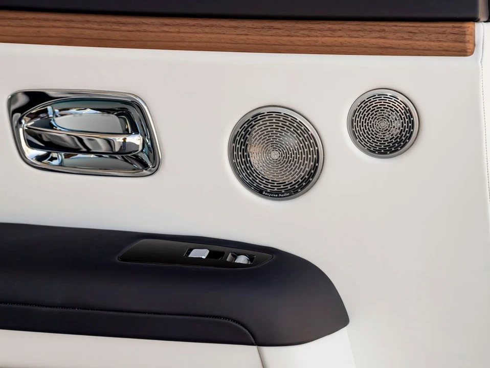 2027 Rolls-Royce Ghost 2nd Gen - Image 28 of 31