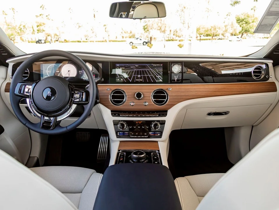 2027 Rolls-Royce Ghost 2nd Gen - Image 4 of 31