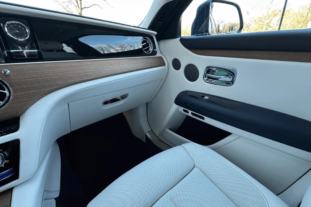 2027 Rolls-Royce Ghost 2nd Gen - Image 11 of 23