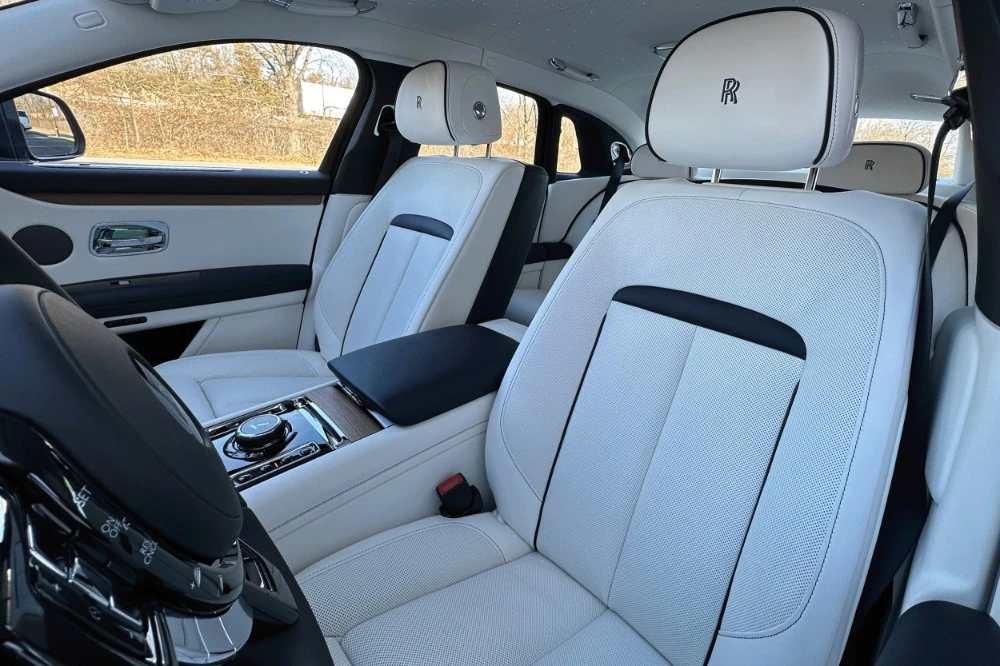 2027 Rolls-Royce Ghost 2nd Gen - Image 13 of 23