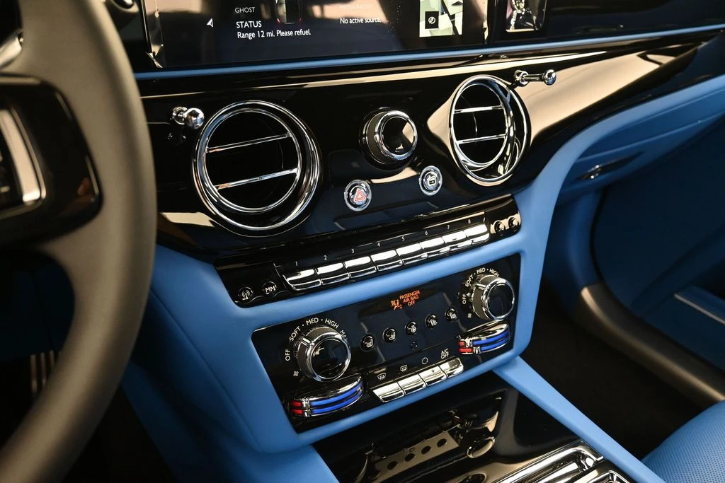 2027 Rolls-Royce Ghost 2nd Gen - Image 21 of 31
