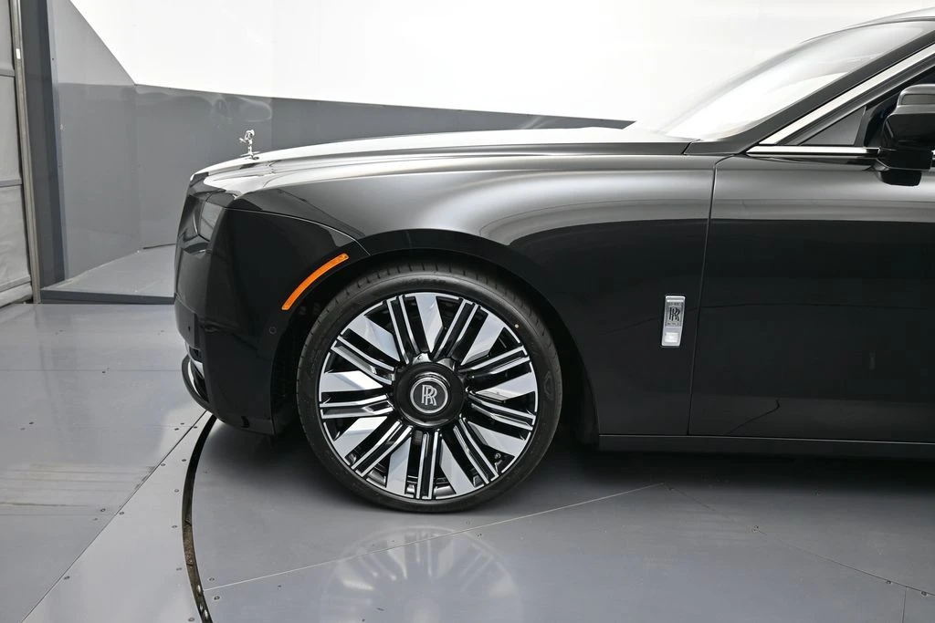 2027 Rolls-Royce Ghost 2nd Gen - Image 12 of 31