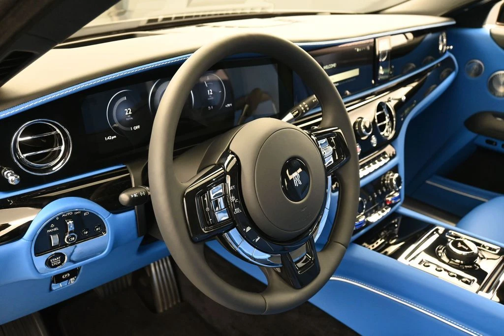 2027 Rolls-Royce Ghost 2nd Gen - Image 16 of 31