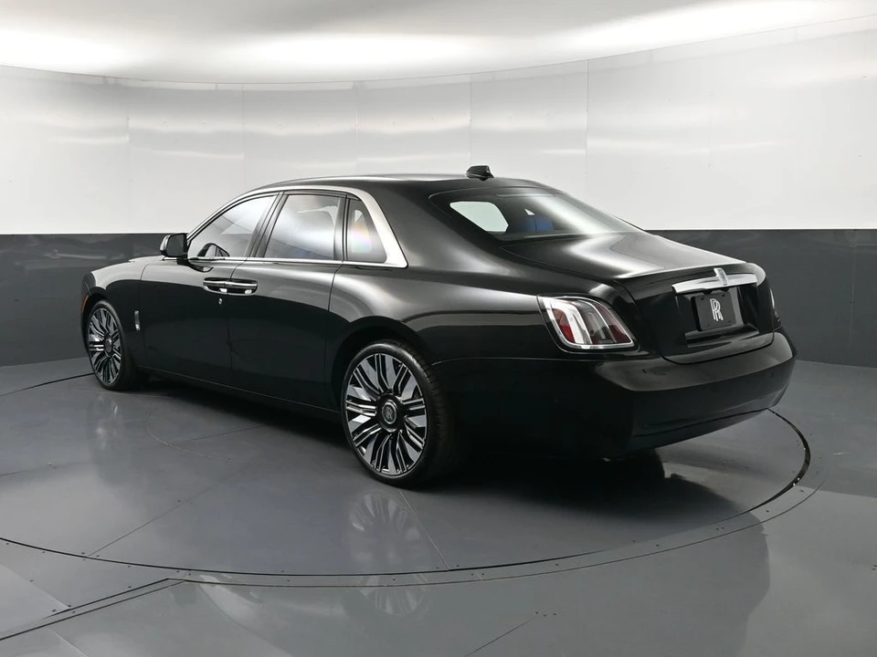 2027 Rolls-Royce Ghost 2nd Gen - Image 3 of 31