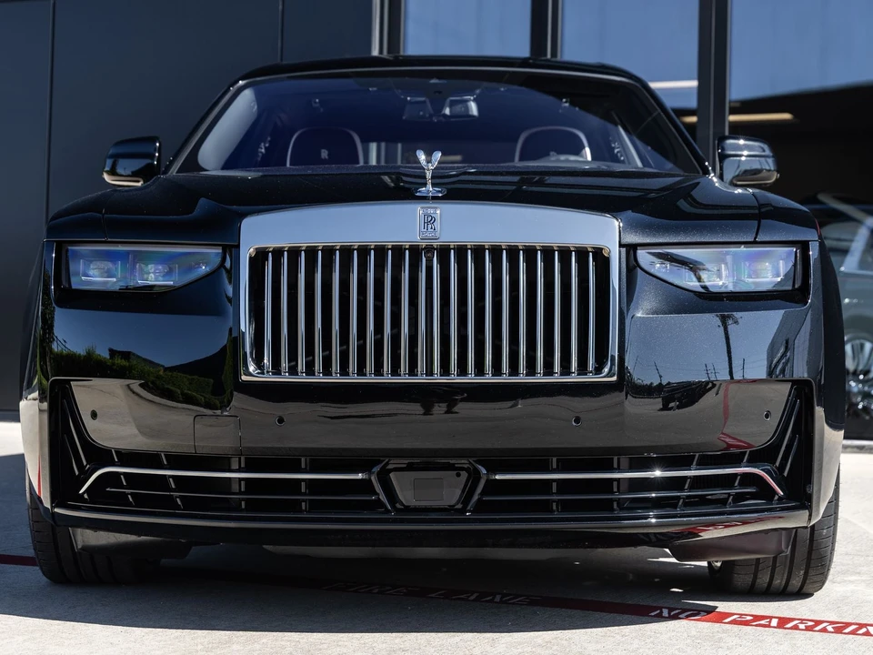 2027 Rolls-Royce Ghost 2nd Gen - Image 7 of 31