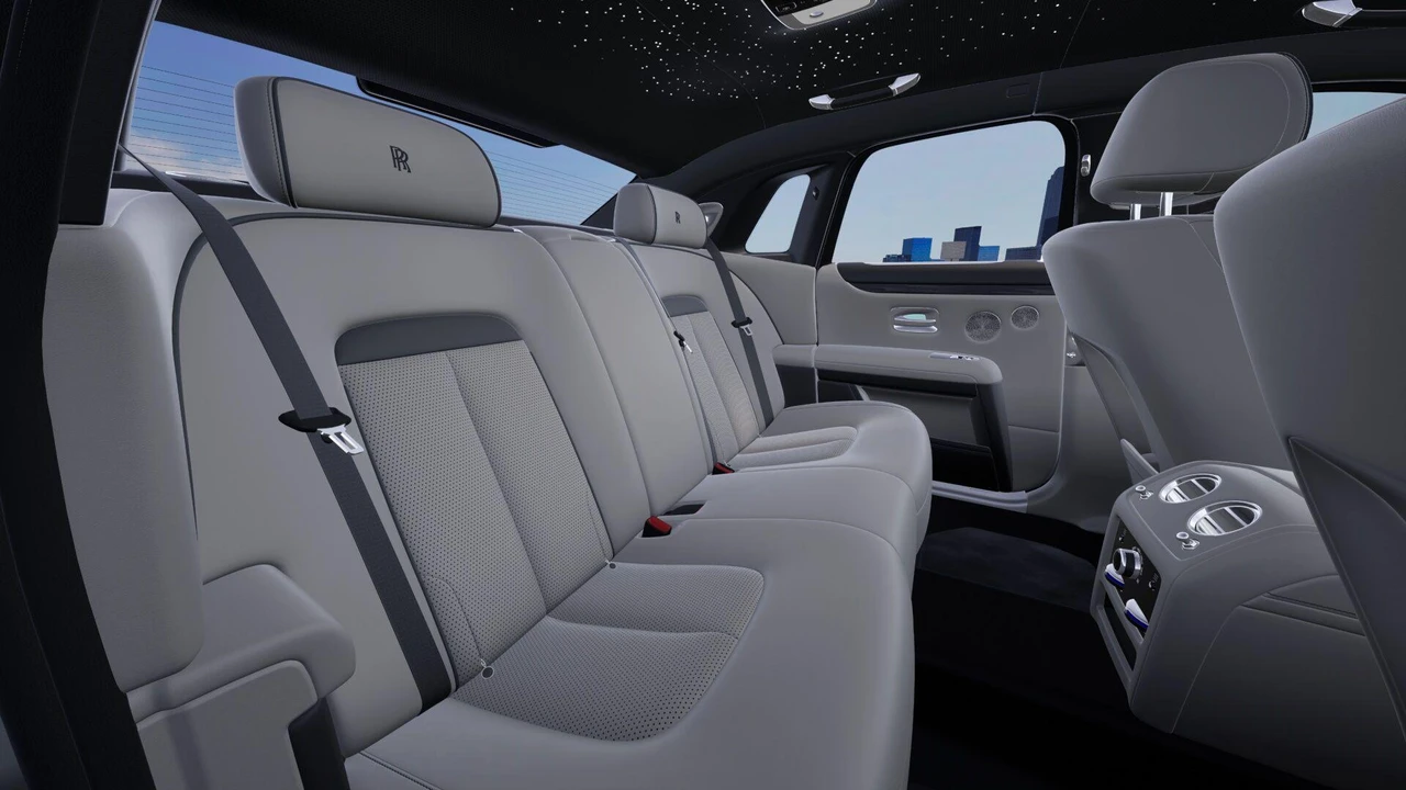 2027 Rolls-Royce Ghost - Image 7 of 10
