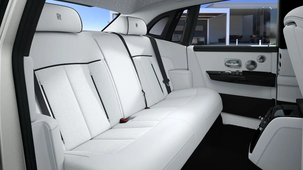 2027 Rolls-Royce Phantom VIII - Image 8 of 15