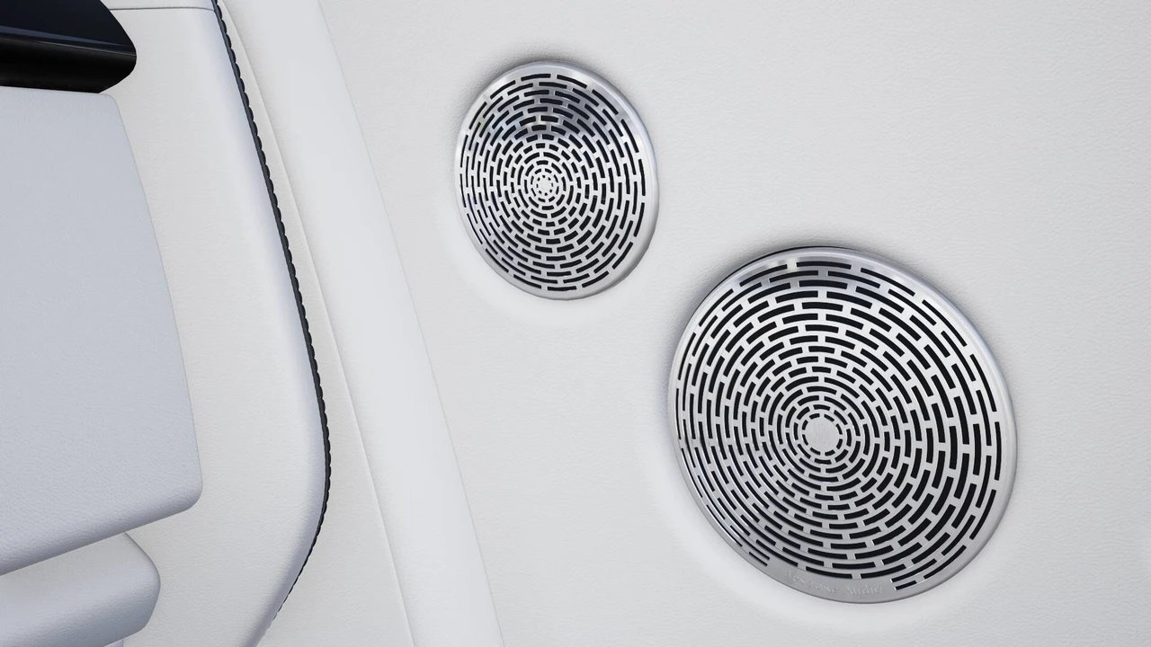 2027 Rolls-Royce Phantom VIII - Image 12 of 15