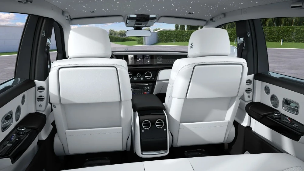 2027 Rolls-Royce Phantom VIII - Image 10 of 15