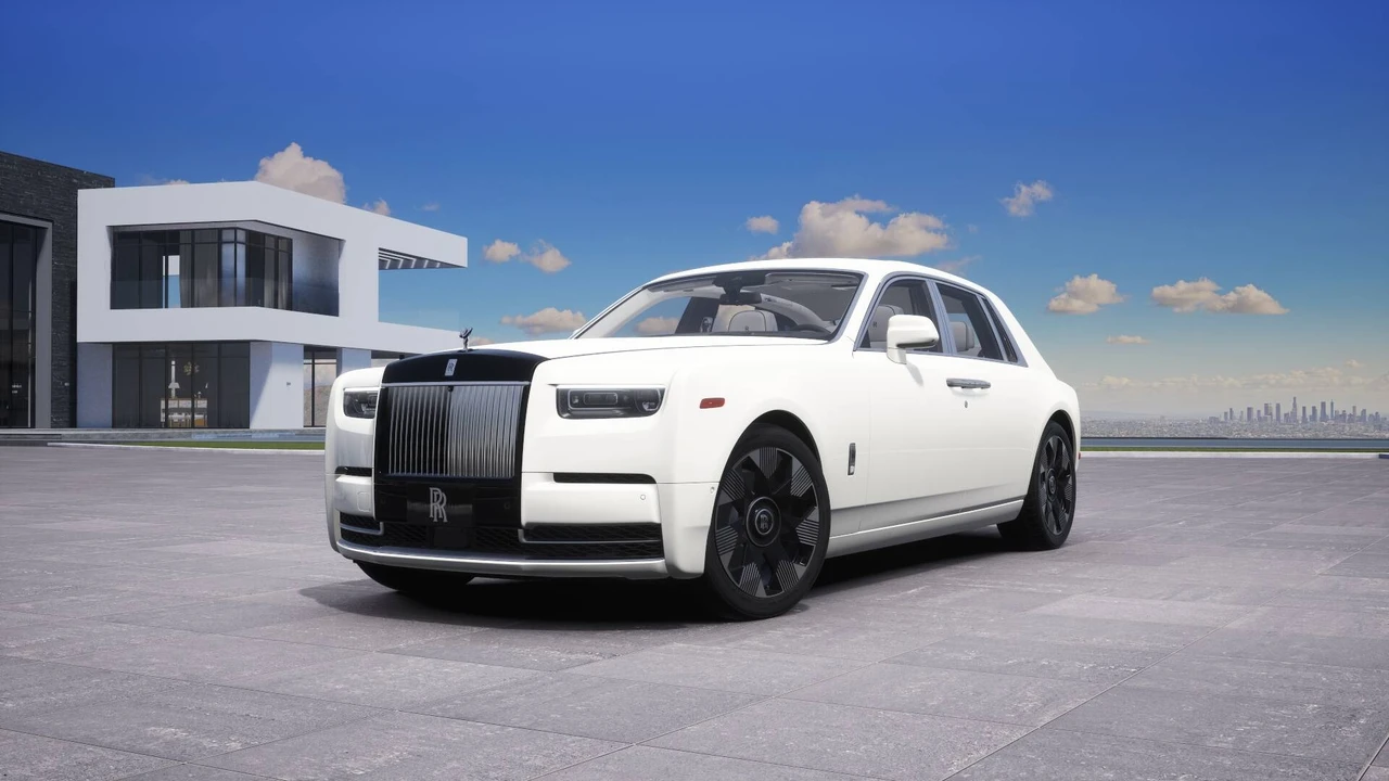 2027 Rolls-Royce Phantom VIII - Image 2 of 15