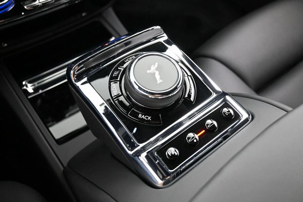 2027 Rolls-Royce Phantom VIII - Image 22 of 31