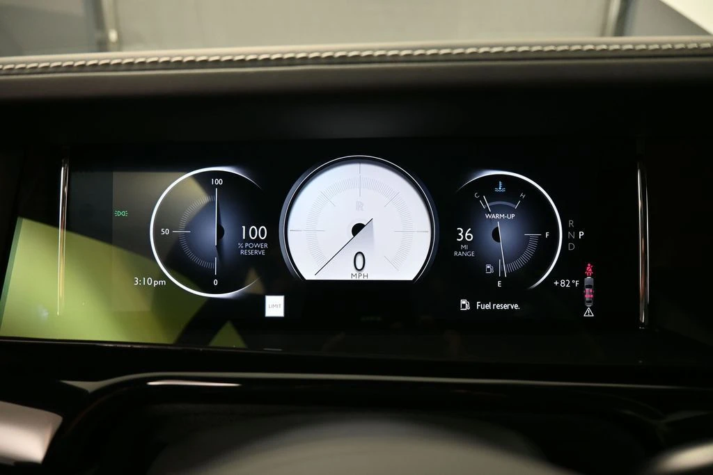 2027 Rolls-Royce Phantom VIII - Image 18 of 31