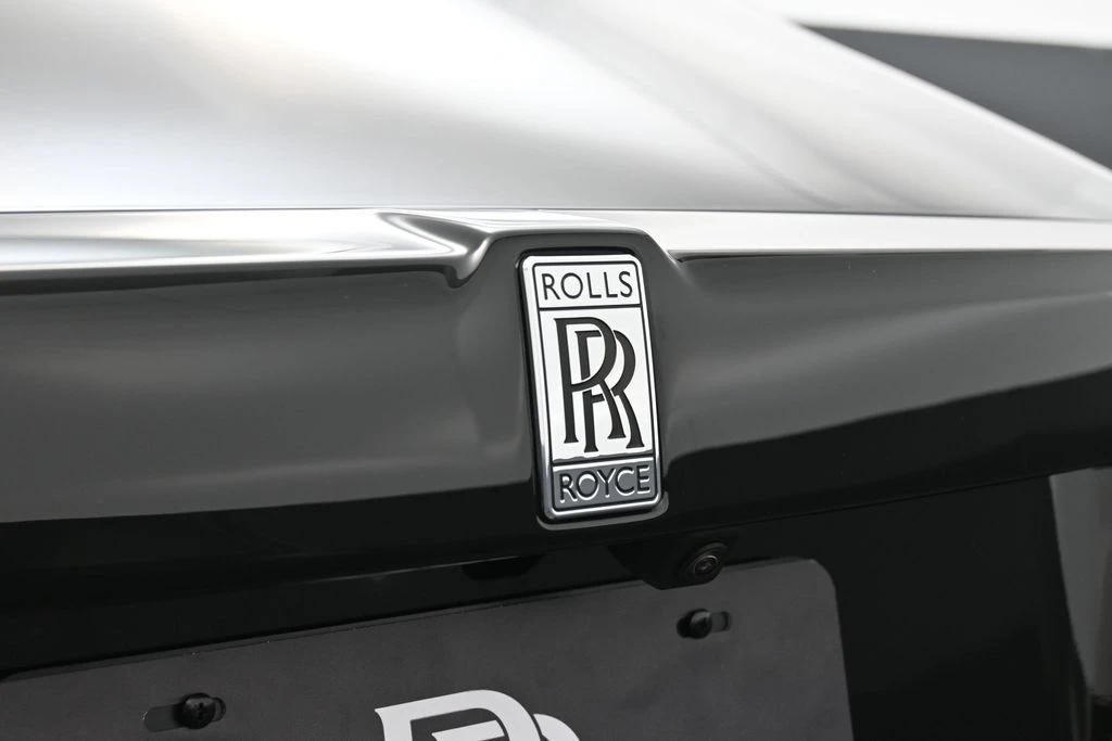 2027 Rolls-Royce Phantom VIII - Image 14 of 31