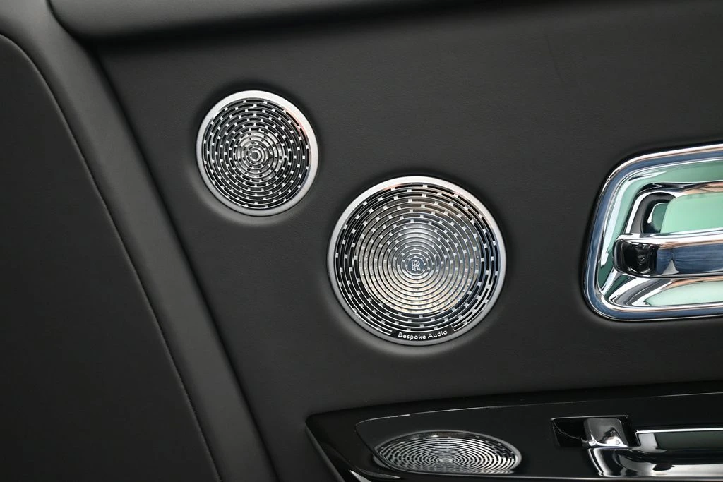2027 Rolls-Royce Phantom VIII - Image 31 of 31