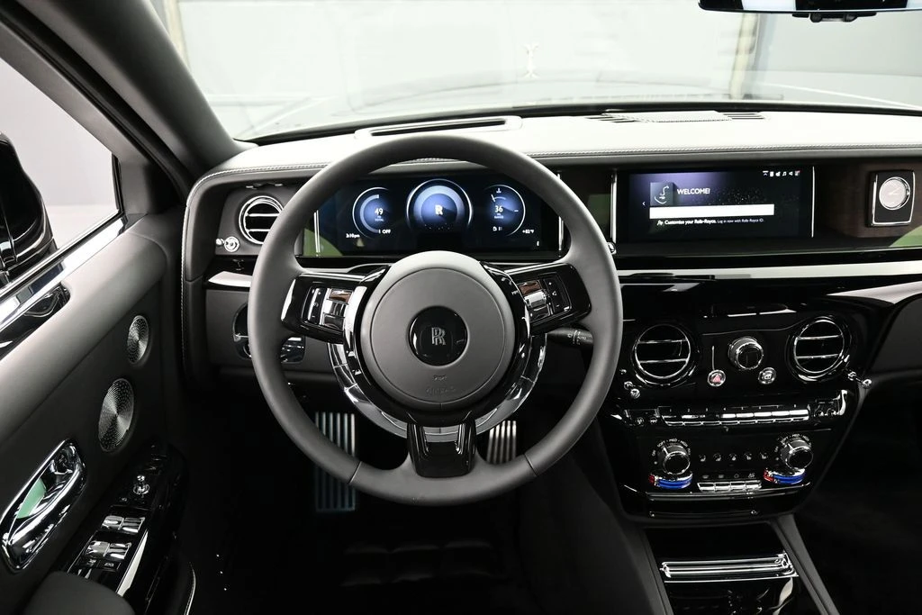 2027 Rolls-Royce Phantom VIII - Image 17 of 31