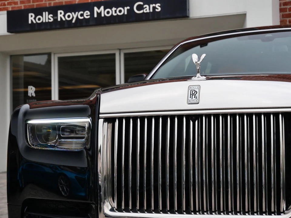 2027 Rolls-Royce Phantom VIII - Image 7 of 31