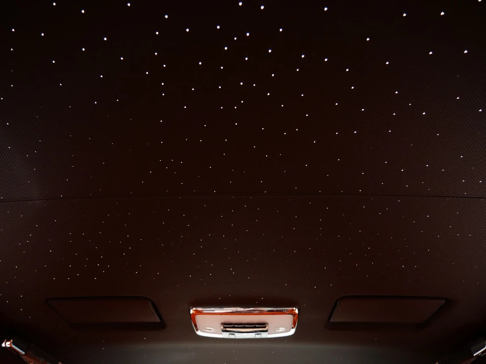 2027 Rolls-Royce Phantom VIII - Image 19 of 31