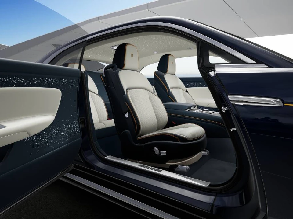 2027 Rolls-Royce Spectre - Image 7 of 20
