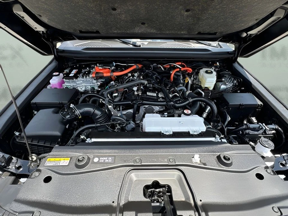 2027 Toyota J250 Land Cruiser Prado - Image 30 of 31