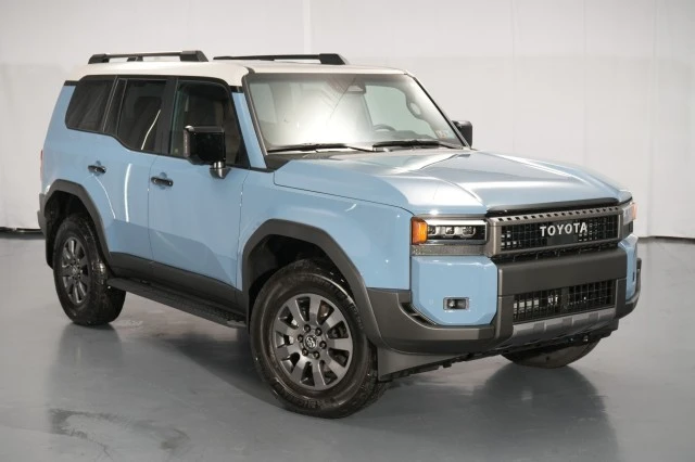 2027 Toyota J250 Land Cruiser Prado - Image 14 of 31