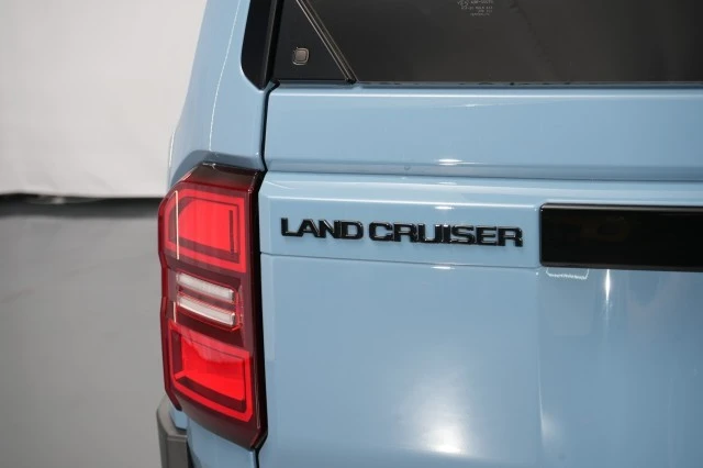 2027 Toyota J250 Land Cruiser Prado - Image 20 of 31