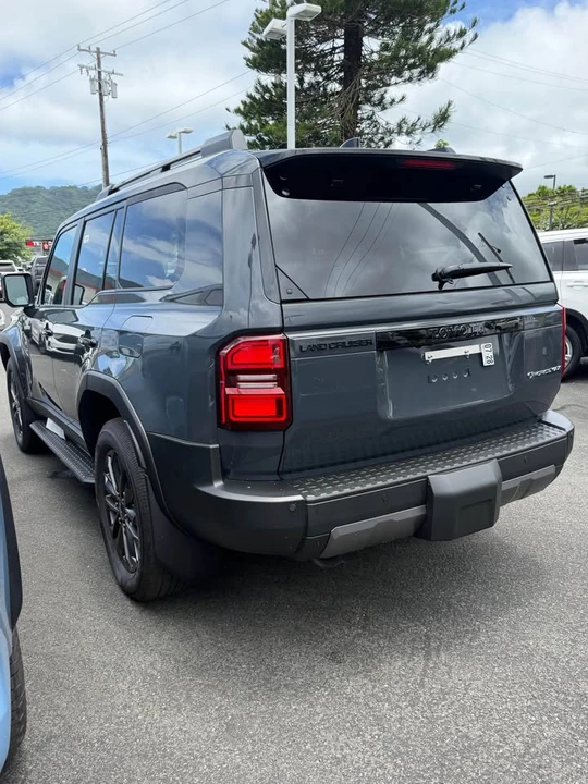 2027 Toyota J300 Land Cruiser - Image 6 of 9