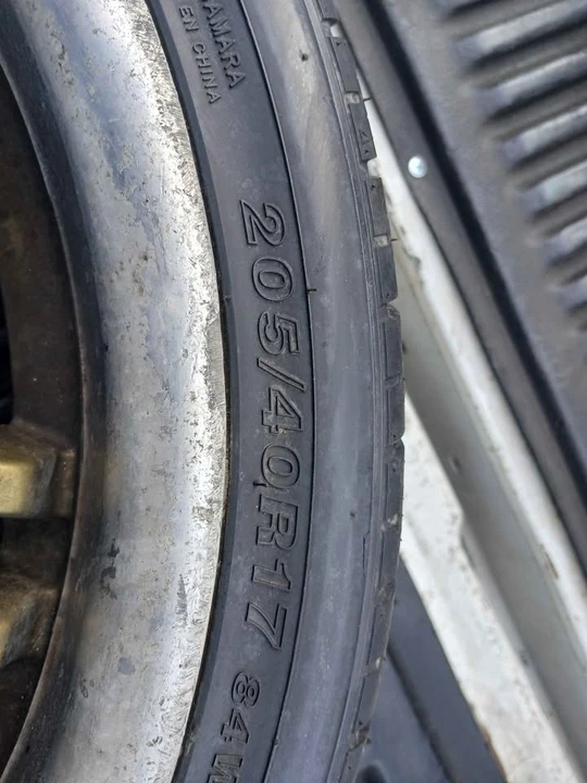 2027 Volvo 200 Series - Image 3 of 3