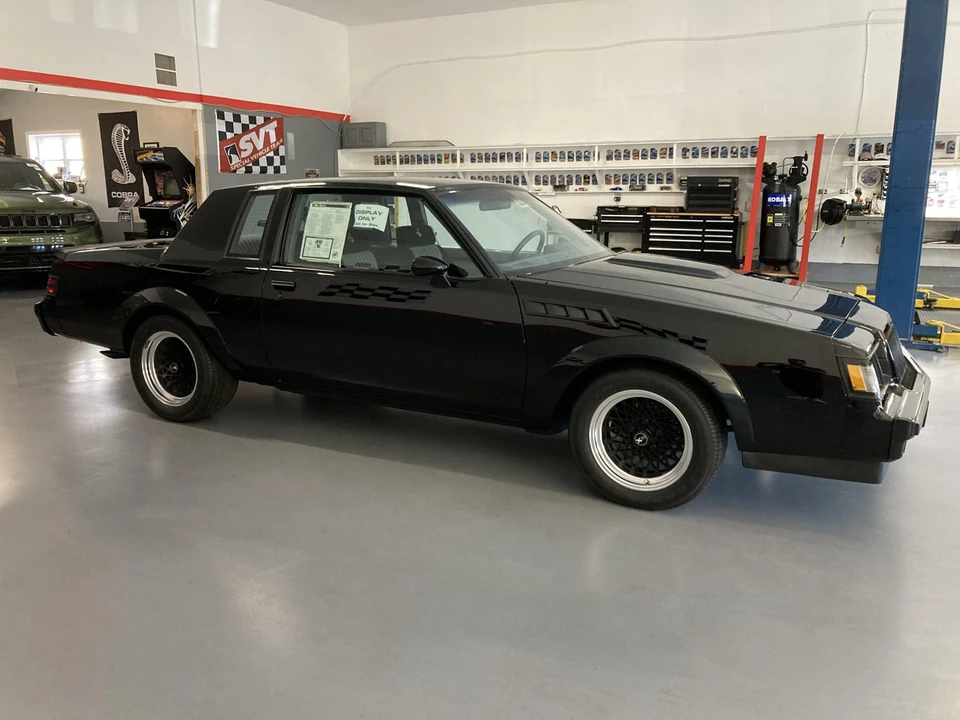 1987 Buick Grand National GNX - Image 28 of 31