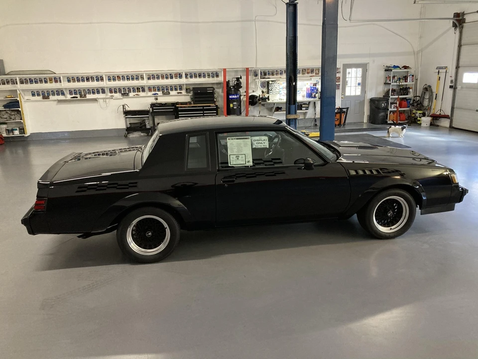 1987 Buick Grand National GNX - Image 23 of 31