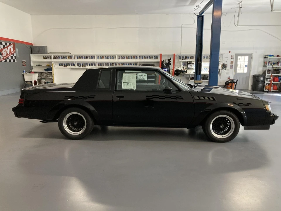 1987 Buick Grand National GNX - Image 24 of 31