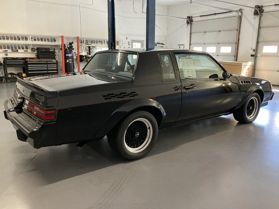 1987 Buick Grand National GNX - Image 21 of 31