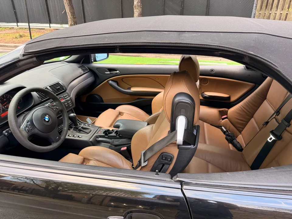 2005 BMW E46 330i & 330Ci - Image 9 of 14