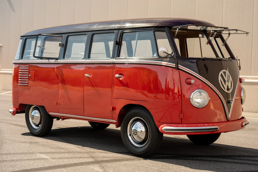 1958 Volkswagen Split-Window Bus - Image 11 of 31