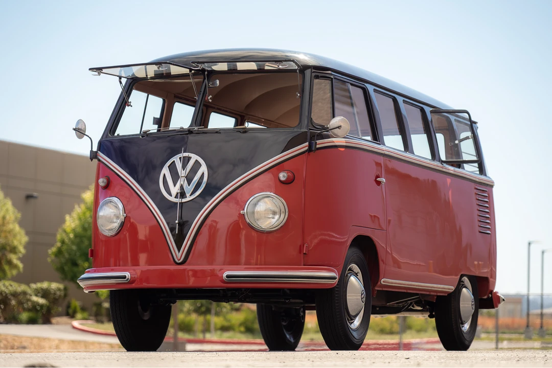 1958 Volkswagen Split-Window Bus - Image 15 of 31